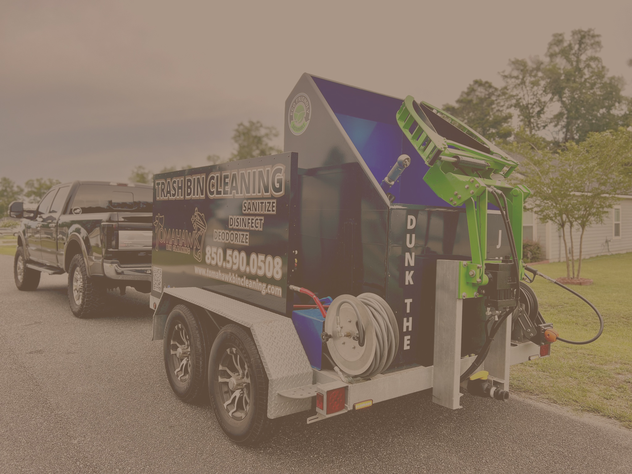 images/Tomahawk-Bin-Cleaning-Services-for-FLORIDA.jpg